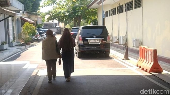 Istri Bupati Pemalang Ikut Diamankan KPK dalam OTT, Pemeriksaan Intensif Dilakukan